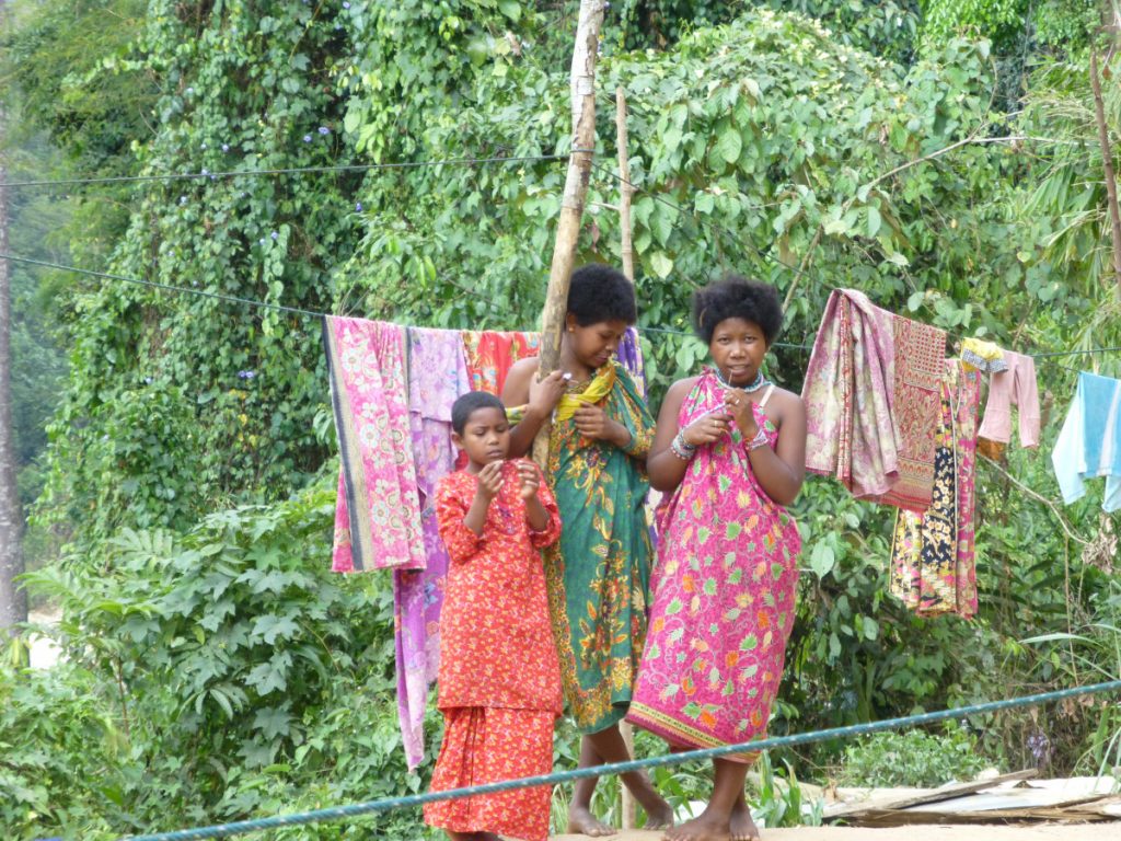 Leven langs de rivier - Orang Asli, Taman Negara Leven langs de rivier - Orang Asli, Taman Negara