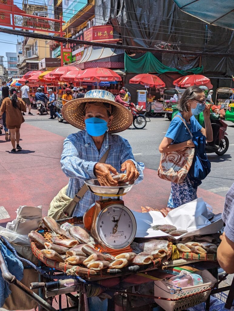 Straatbeeld nabij China Town - Bangkok, Thailand
