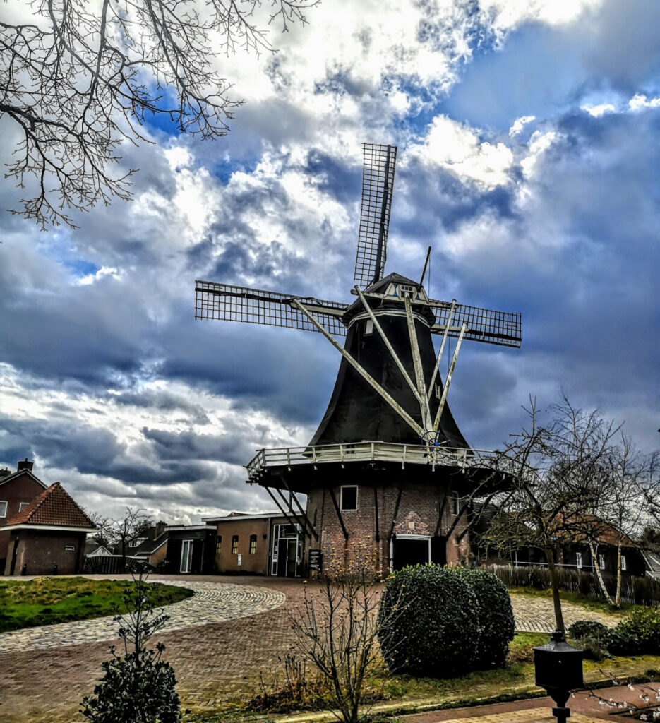 Molen langs de Ommerweg in Hellendoorn