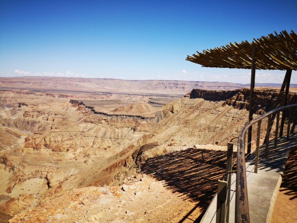 Bezoek Fish River Canyon vanuit Canyon Roadhouse - Namibië Bezoek Fish River Canyon vanuit Canyon Roadhouse - Namibië