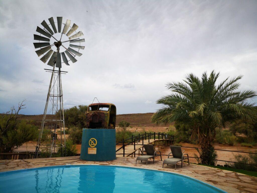 Zwembad bij Canyon Roadhouse