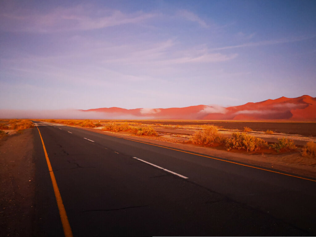 Op weg naar Deadvlei Namibië - Meest iconische plekje van Namibië Op weg naar Deadvlei Namibië - Meest iconische plekje van Namibië