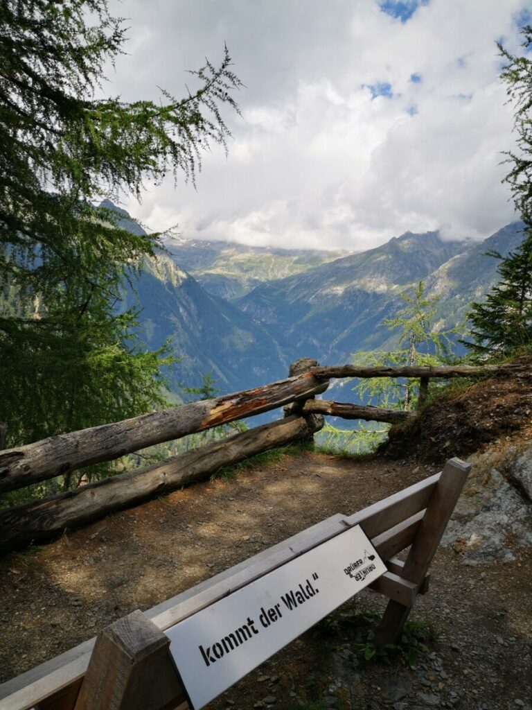 Rollbahn Wanderweg - GrossFragant Rollbahn Wanderweg - GrossFragant
