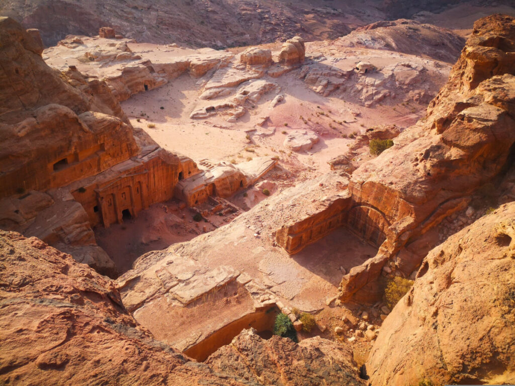 Trail naar de High Sacrifice Place - Petra Trail naar de High Sacrifice Place - Petra