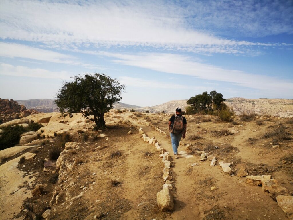 Shaq Al Reesh Trail - Dana, Jordanië Shaq Al Reesh Trail - Dana, Jordanië