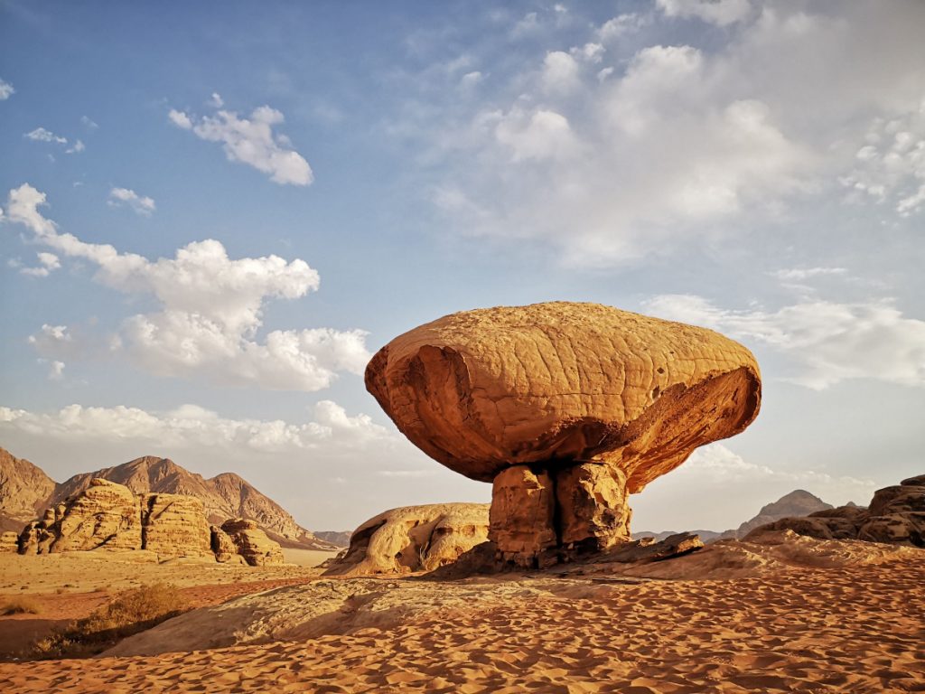 mooiste plekken van de Wadi Rum - Jordanie Wadi Rum Bezoeken? Wat je zeker moet doen in de Wadi Rum Woestijn - Mooiste plekken in de Wadi Rum - Jordanië