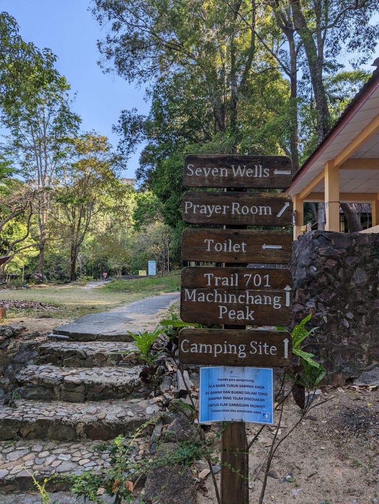 Langs de Seven Wells en gaan hiken op Machichang Trail Langs de Seven Wells en gaan hiken op Machichang Trail