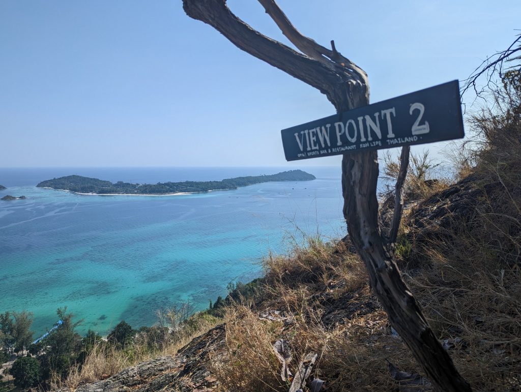 Wandelen op Ko Adang bij Koh Lipe - Tarutao NP Thailand Wandelen op Ko Adang bij Koh Lipe - Tarutao NP Thailand