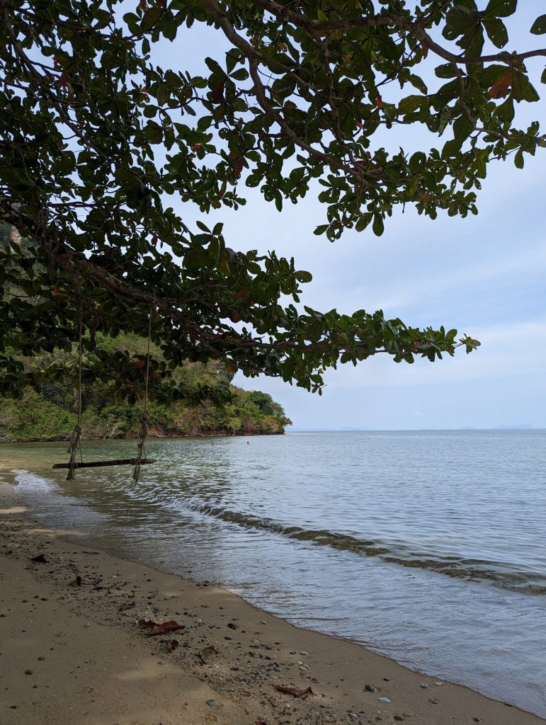 Het Ao Lo Dung Beach - Koh Mook - Thailand