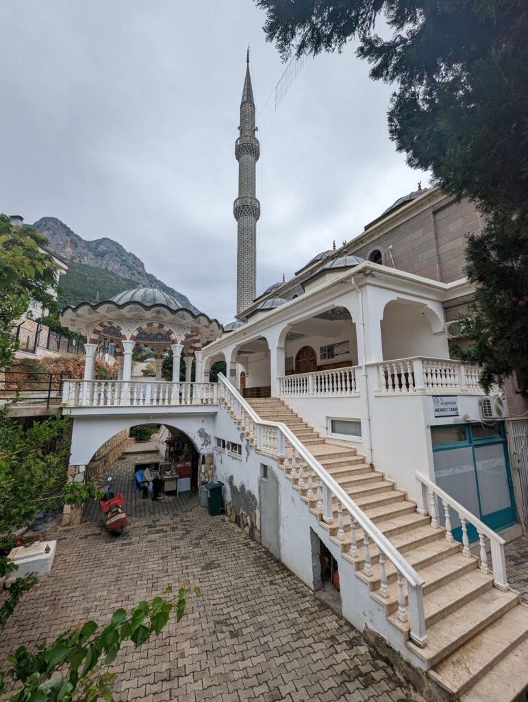 Kaş Merkez Moskee - 2x wandelen in Kaş Kaş Merkez Moskee - 2x wandelen in Kaş
