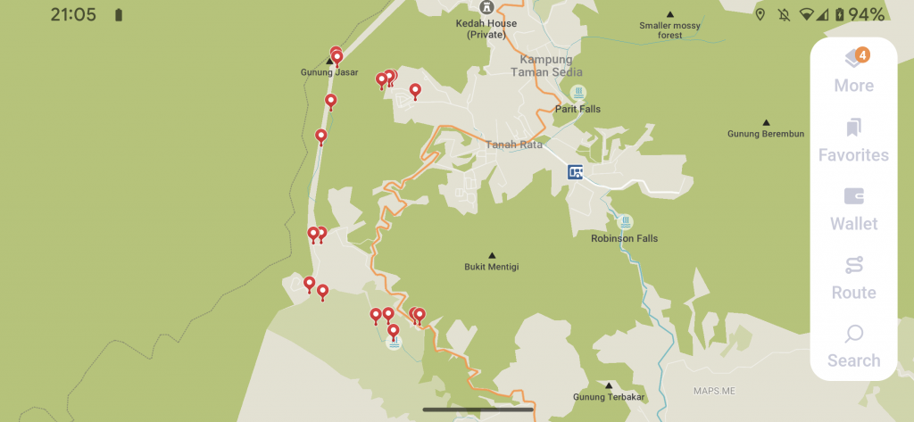 De punten van de wandeling in Maps.me - Wandelen door de theeplantages van Cameron Highlands De punten van de wandeling in Maps.me - Wandelen door de theeplantages van Cameron Highlands