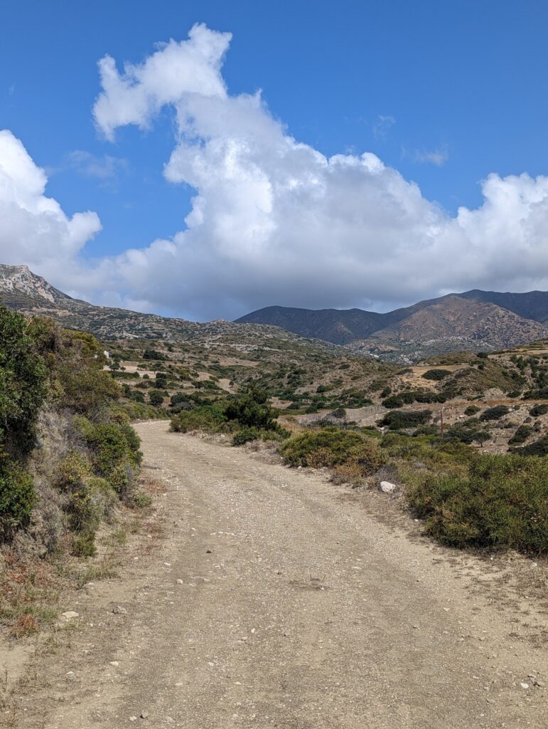Op weg naar Menetes - Dag 1 wandelen op Karpathos Op weg naar Menetes - Dag 1 wandelen op Karpathos
