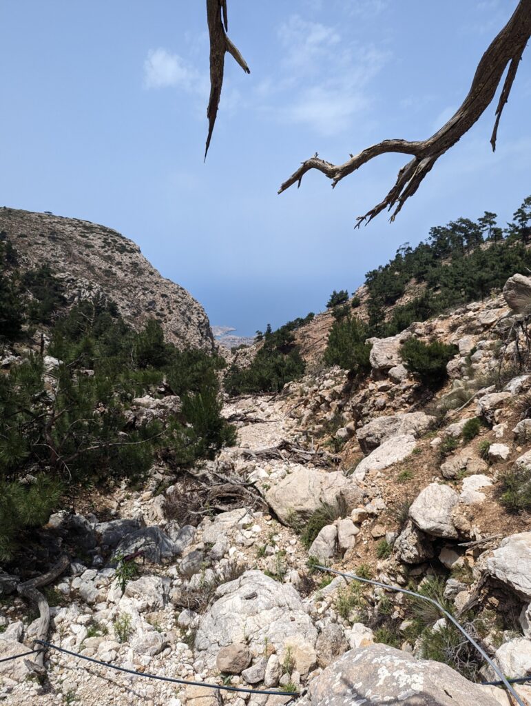 Avontuurlijk wandelen op Karpathos - Griekenland - Dag 3 Stroumboulas naar Lefkos Beach Avontuurlijk wandelen op Karpathos - Griekenland - Dag 3 Stroumboulas naar Lefkos Beach