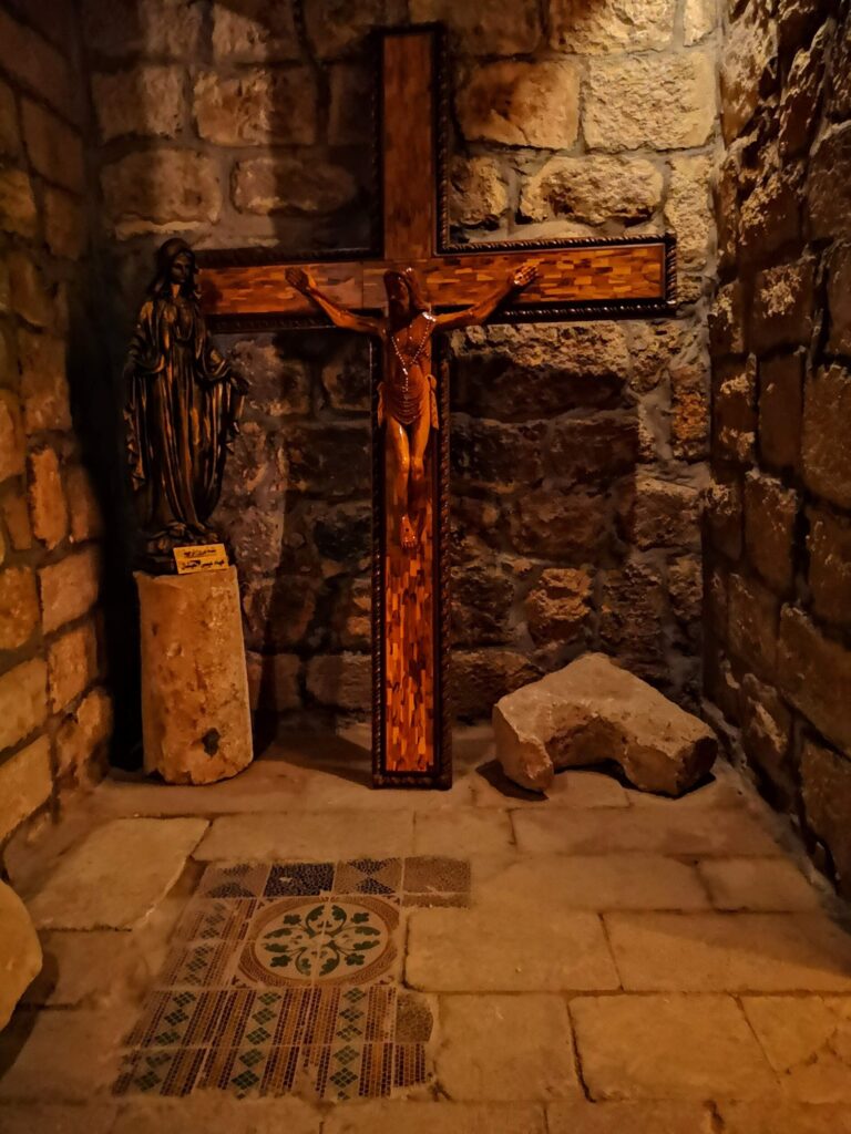 De kelders van de St John Baptist Church - Madaba De kelders van de St John Baptist Church - Madaba