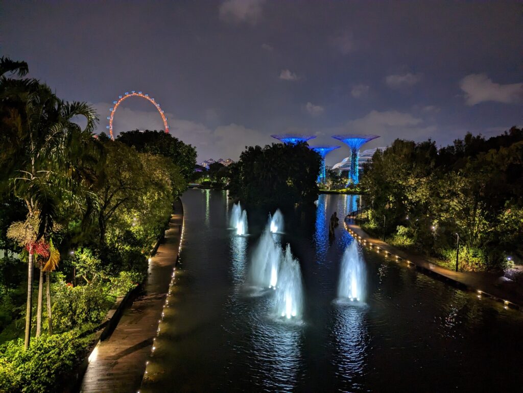 Gardens by the Bay Lichtshow - Singapore Gardens by the Bay Lichtshow - Singapore - Top 25 bezienswaardigheden Singapore - Alles voor een Lang Weekend Singapore