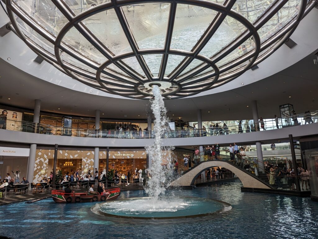 Shoppen in Shoppes Singapore - Top 25 Bezienswaardigheden Singapore Shoppen in Shoppes Singapore - Top 25 Bezienswaardigheden Singapore
