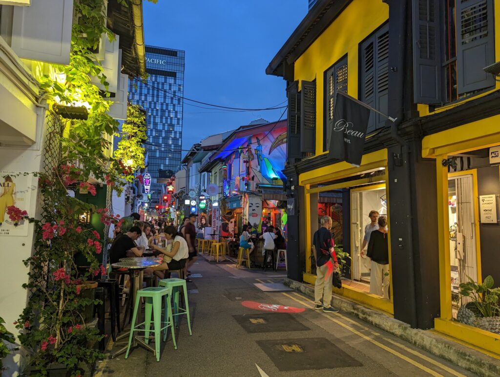 Haji Lane in de Muslim Quarter, Singapore Haji Lane in de Muslim Quarter, Singapore - Top 25 bezienswaardigheden Singapore - Alles voor een Lang Weekend Singapore