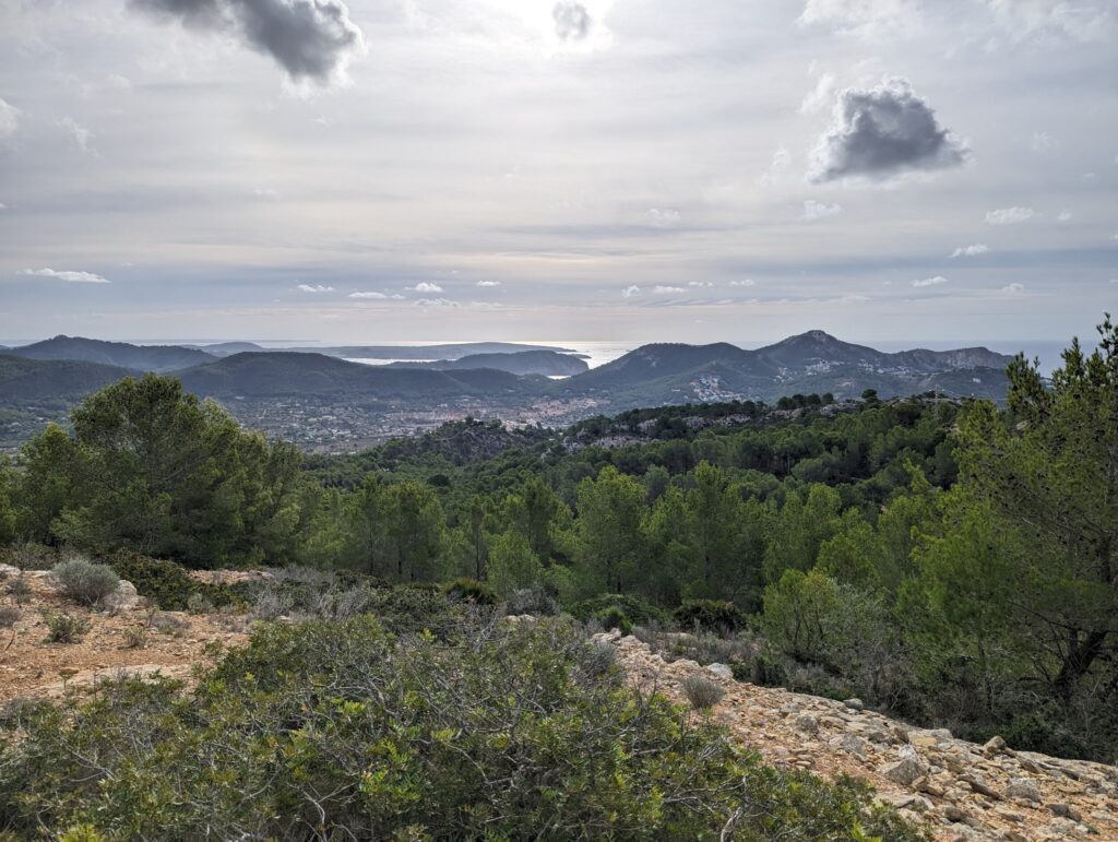 Wandelen op de Serra Tramuntana op Mallorca - De lange afstand wandeling GR221 op Mallorca - Spanje Wandelen op de Serra Tramuntana op Mallorca - De lange afstand wandeling GR221 op Mallorca - Spanje