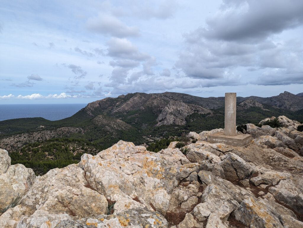 Wandelen op de Serra Tramuntana op Mallorca - De lange afstand wandeling GR221 op Mallorca - Spanje