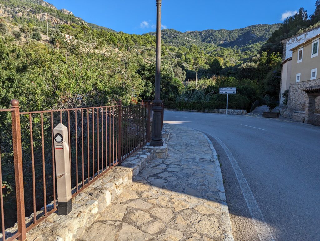 Liften op Mallorca -Avontuurlijke wandelreis op Mallorca Liften op Mallorca -Avontuurlijke wandelreis op Mallorca