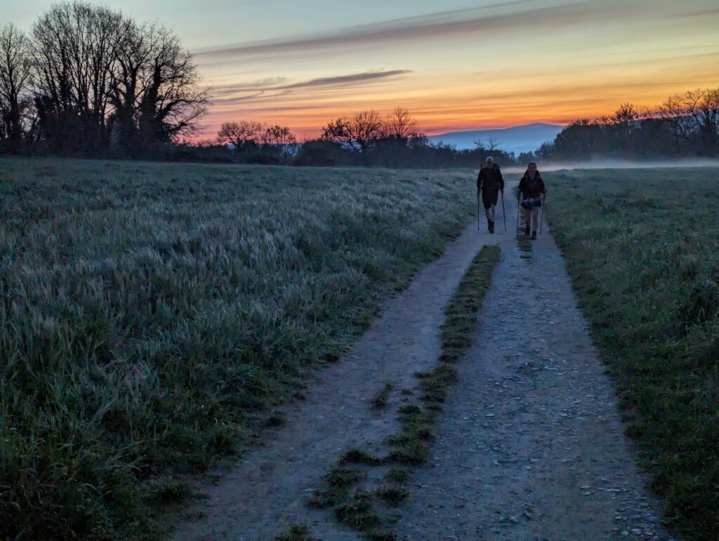 Mooiste zonsopgang tijdens de Camino Frances - Spanje