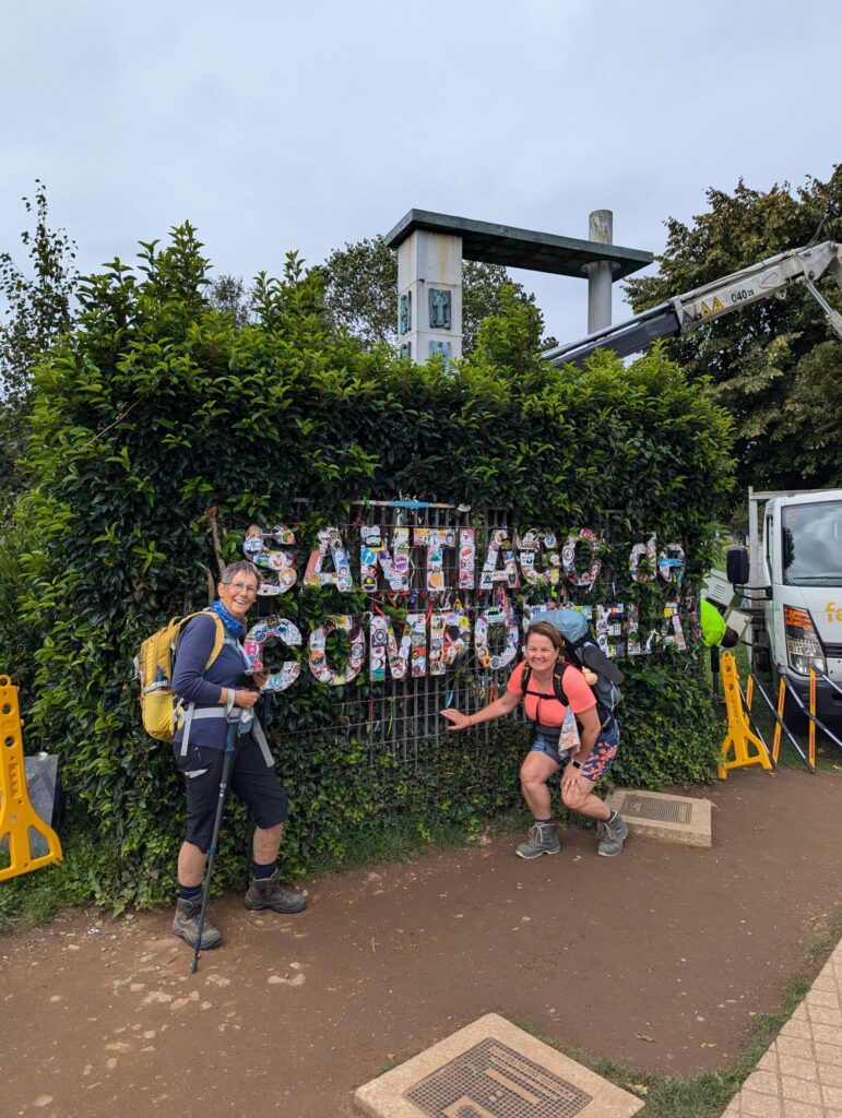 Dag 8 - O Pedrouzo naar Santiago de Compostela 20 km Eerste blik op en in Santiago de Compostel