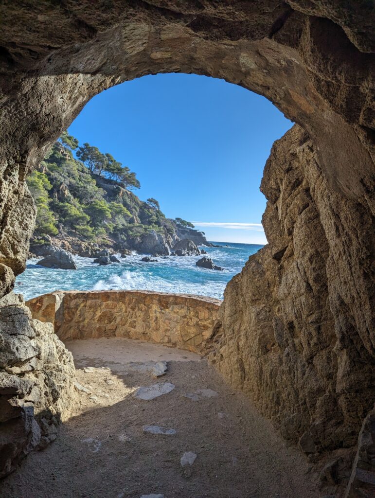 Wandelen langs de Catalaanse kust - Costa Brava, Spanje Wandelen langs de Catalaanse kust - Costa Brava, Spanje