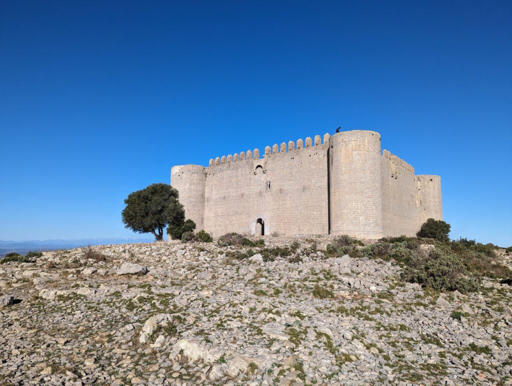 Castell del Montgri - Torroella de Montgri - GR92 Castell del Montgri - Torroella de Montgri - GR92
