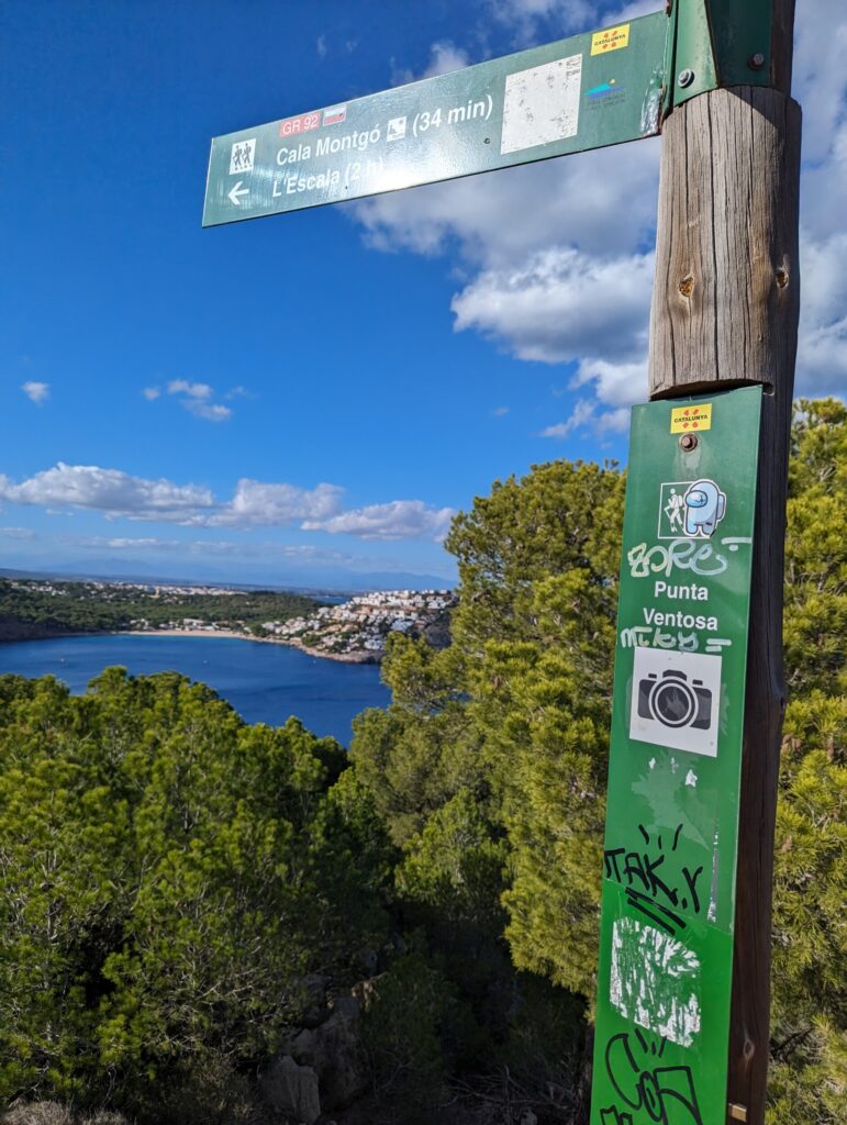 Torroela de Montgri naar L'escala - 20 km - Wandelen op de GR92 Camino de Ronda Torroela de Montgri naar L'escala - 20 km - Wandelen op de GR92 Camino de Ronda